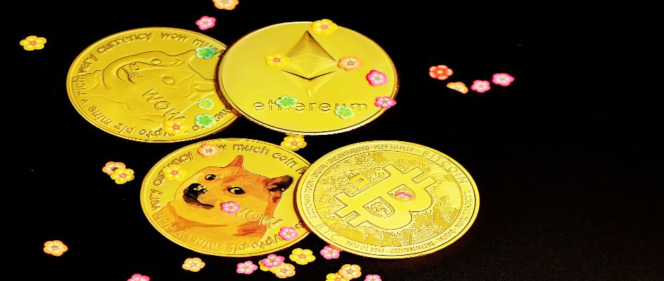 Today cryptocurrency price: Bitcoin falls below $23,000, while top coins fall into the red